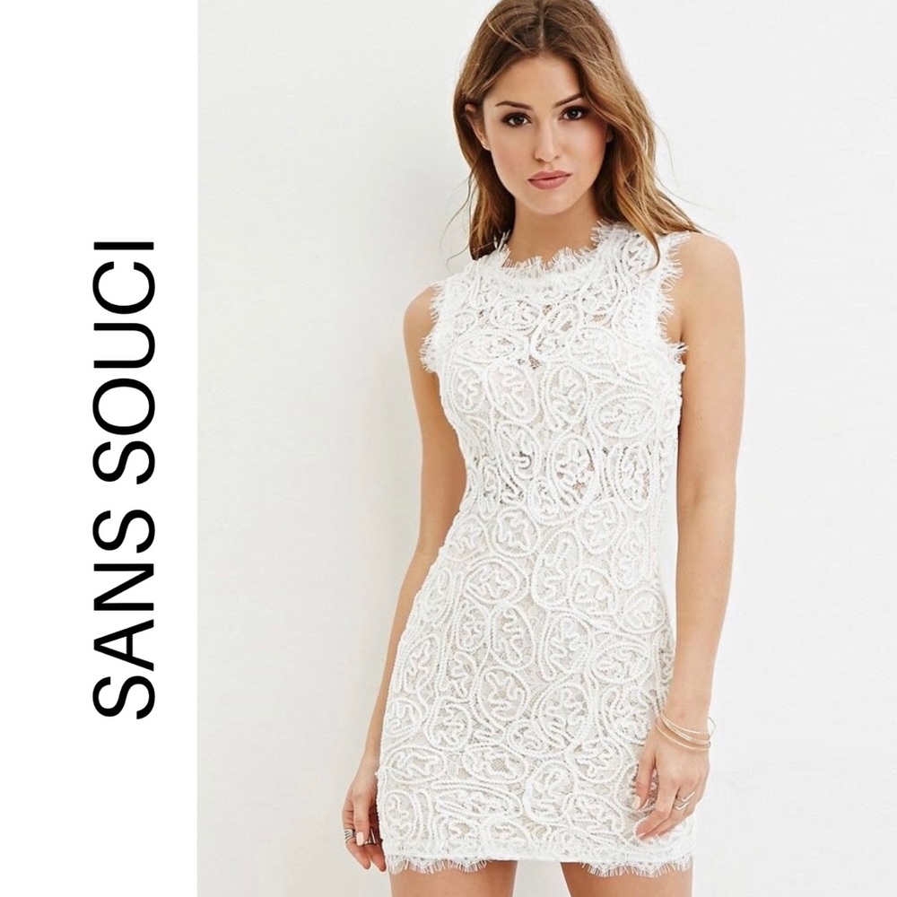 SANS SOUCI sleeveless white lace dress size M